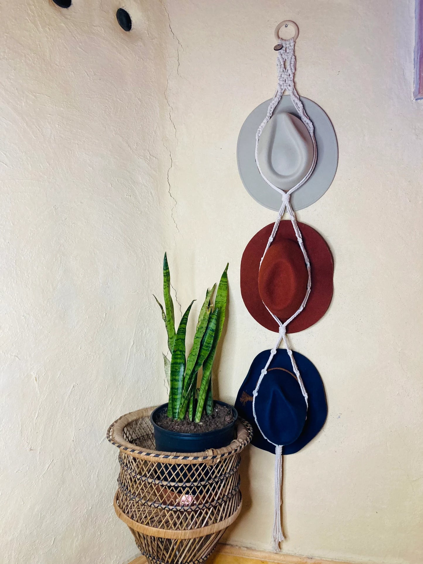 Macramé Hat Hanger